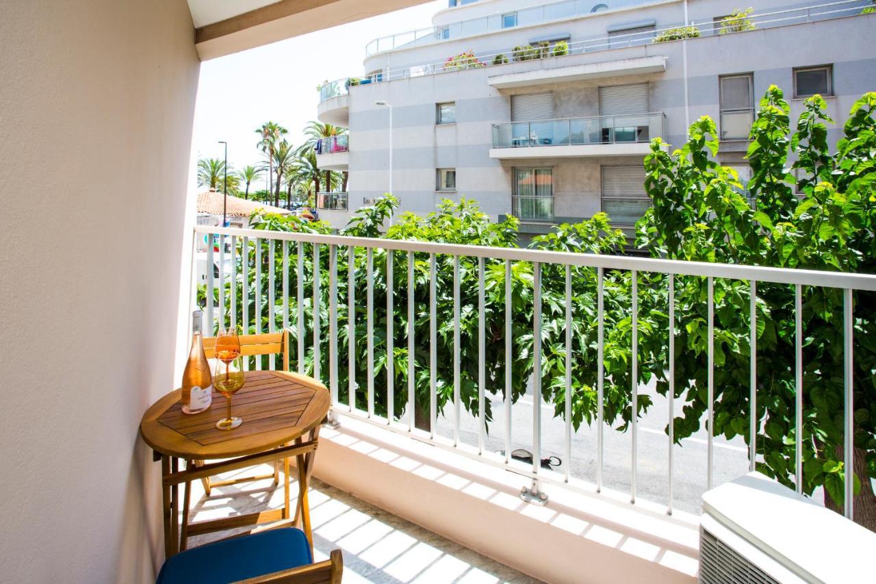 Romantic Sea View Studio, Steps Away From The Beach Antibes Kültér fotó
